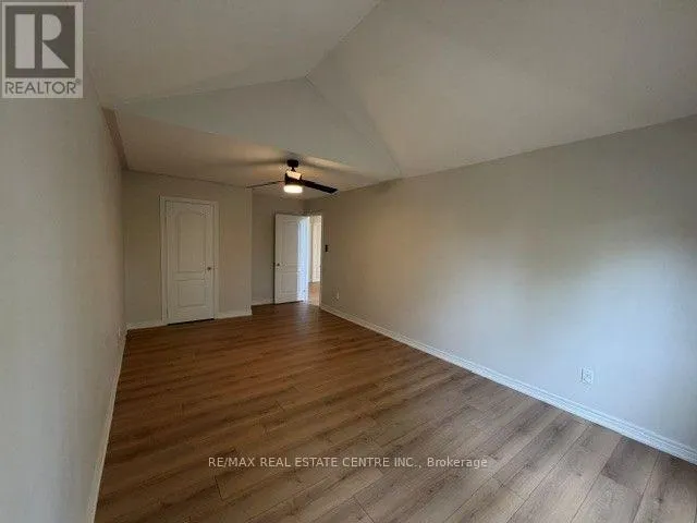 16 PANORAMA WAY