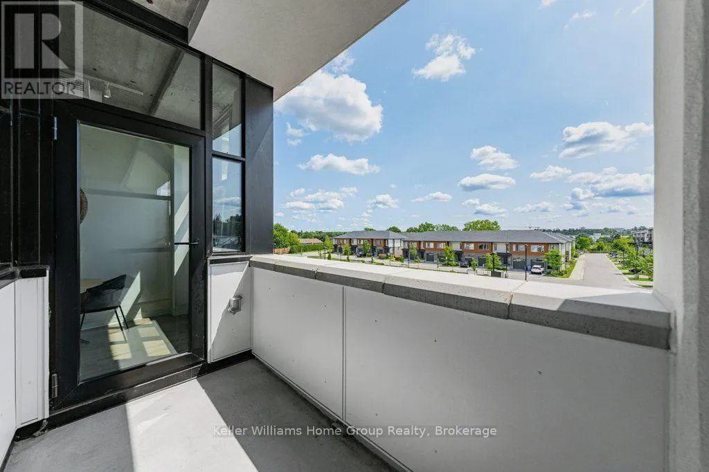 304 - 120 HURON STREET #304