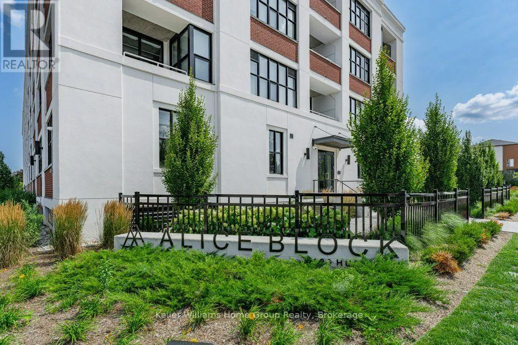 304 - 120 HURON STREET #304