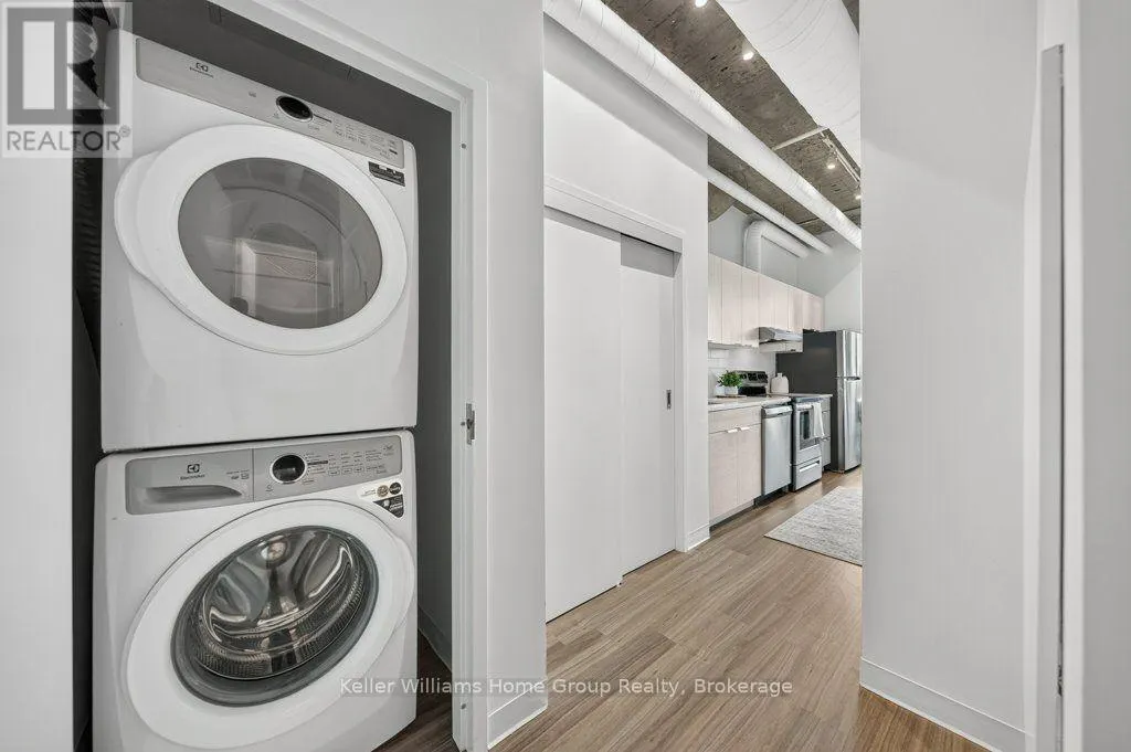 304 - 120 HURON STREET #304