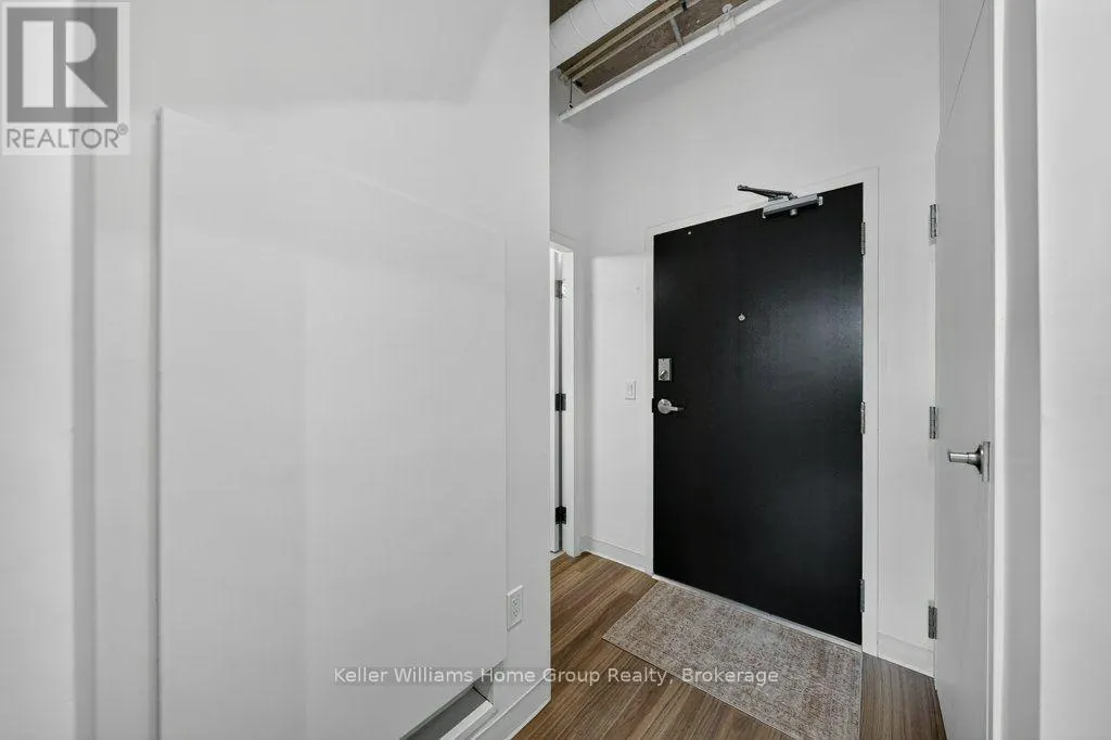 304 - 120 HURON STREET #304