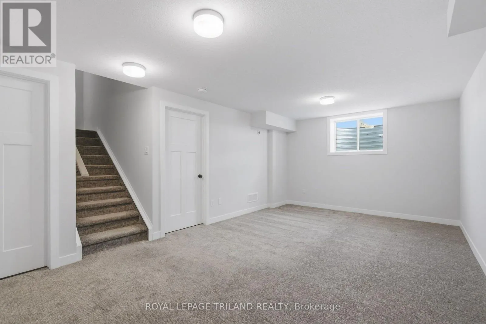 1 HAWKE LANE