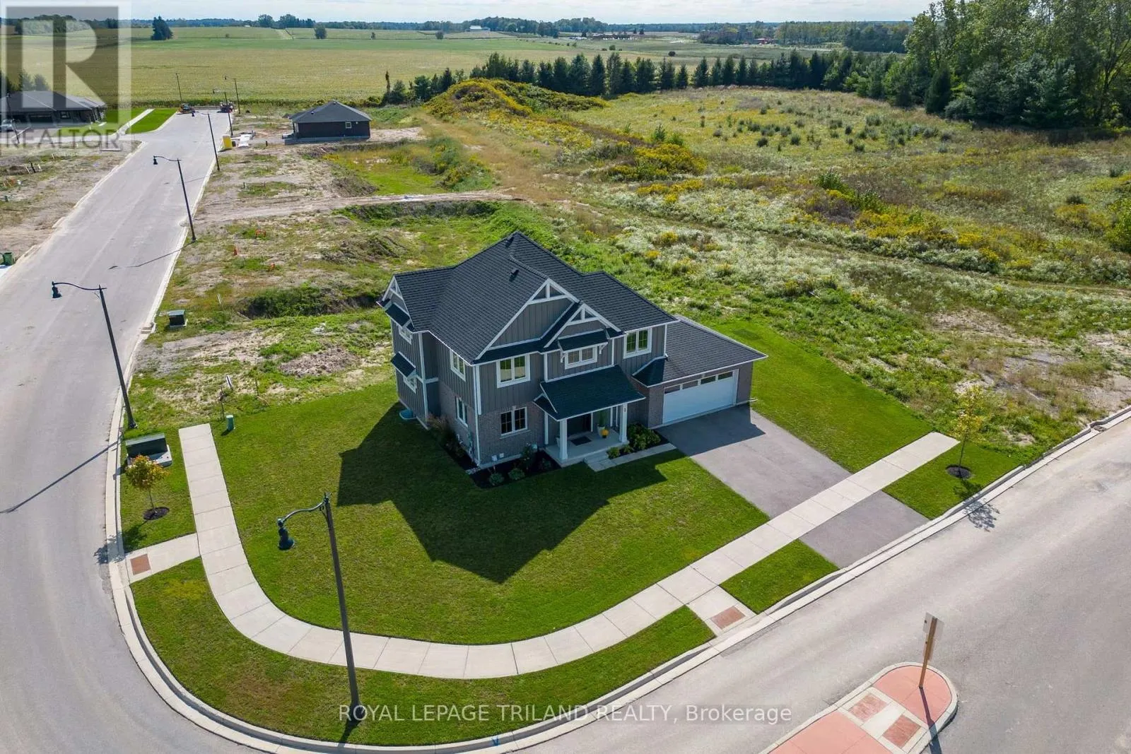 1 HAWKE LANE