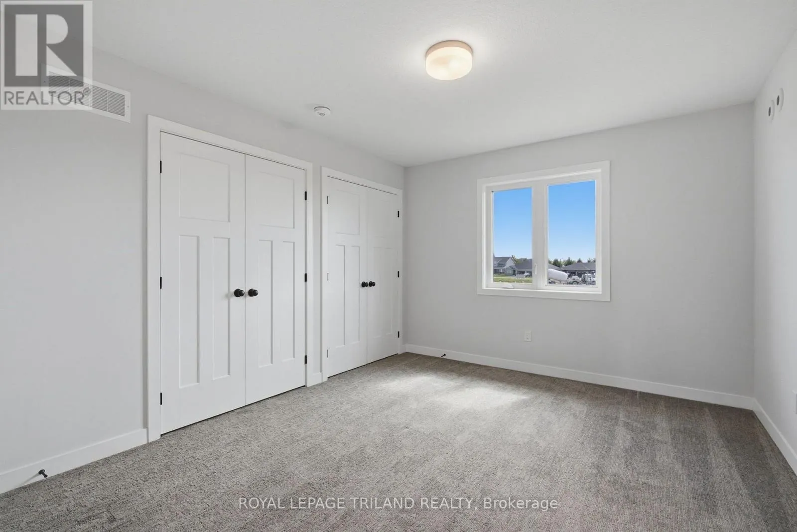 1 HAWKE LANE