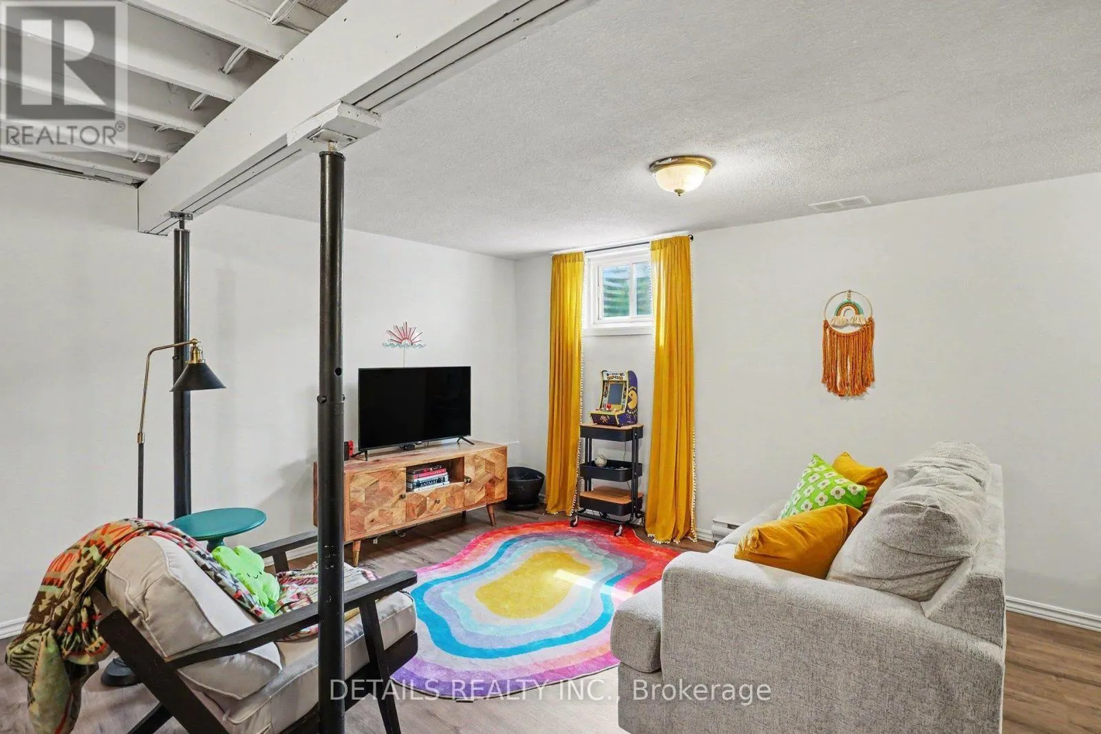 77 - 1211 MILLWOOD AVENUE