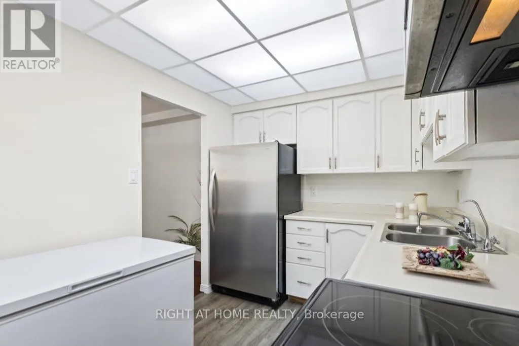 201 - 88 TOLLGATE ROAD