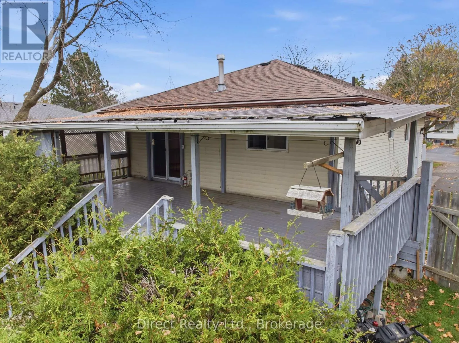 12 GORDON AVENUE