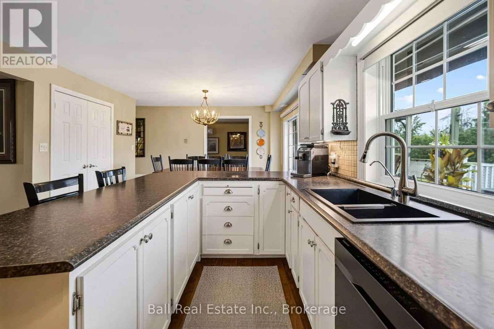 92 CRICKET HOLLOW ROAD
