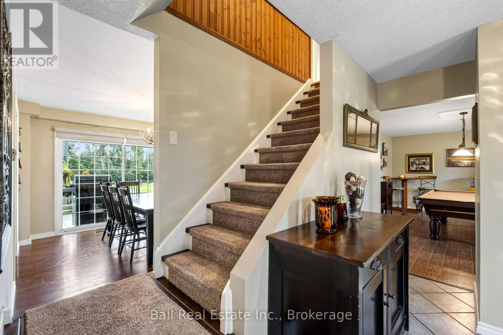 92 CRICKET HOLLOW ROAD