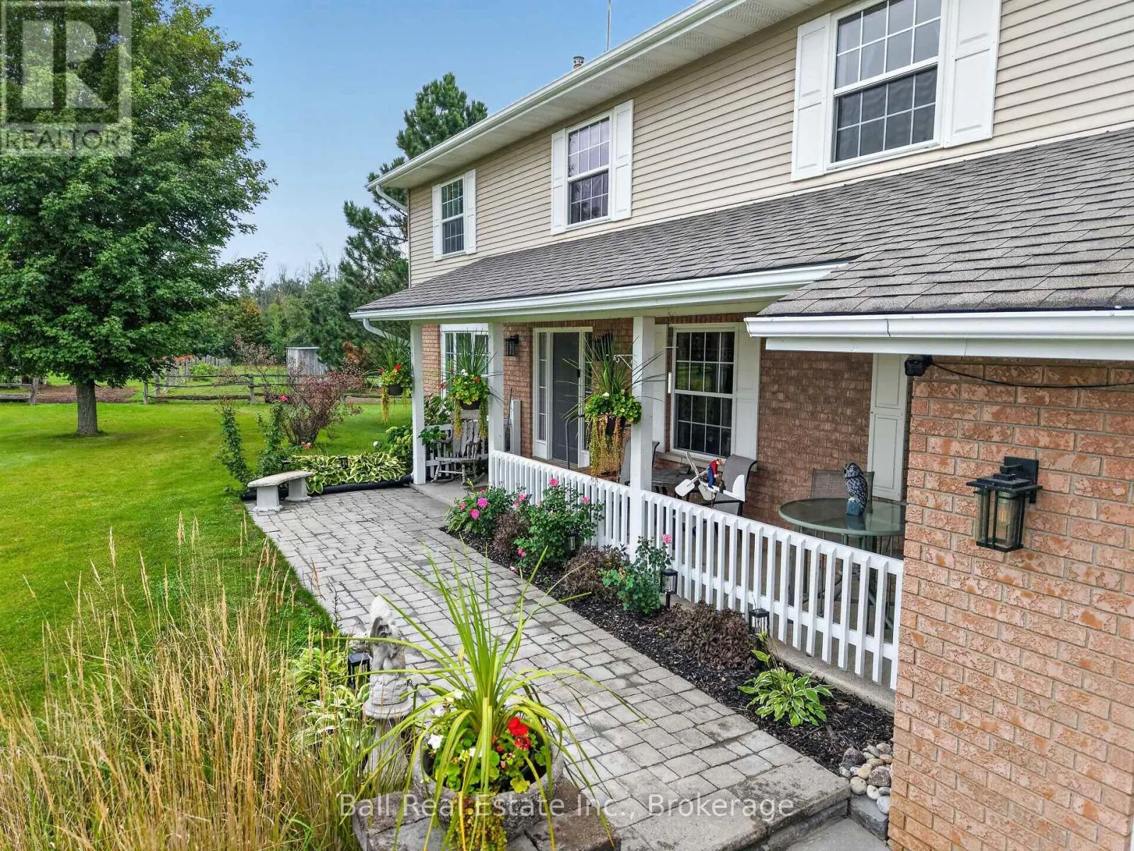 92 CRICKET HOLLOW ROAD