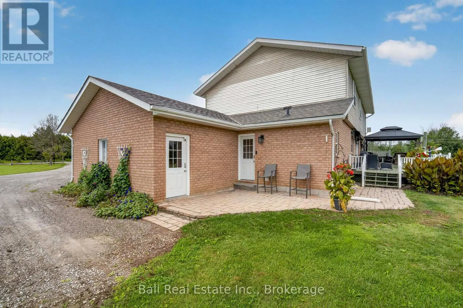 92 CRICKET HOLLOW ROAD