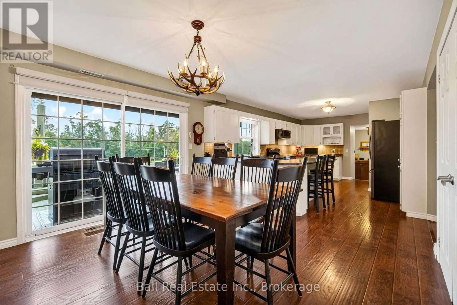 92 CRICKET HOLLOW ROAD