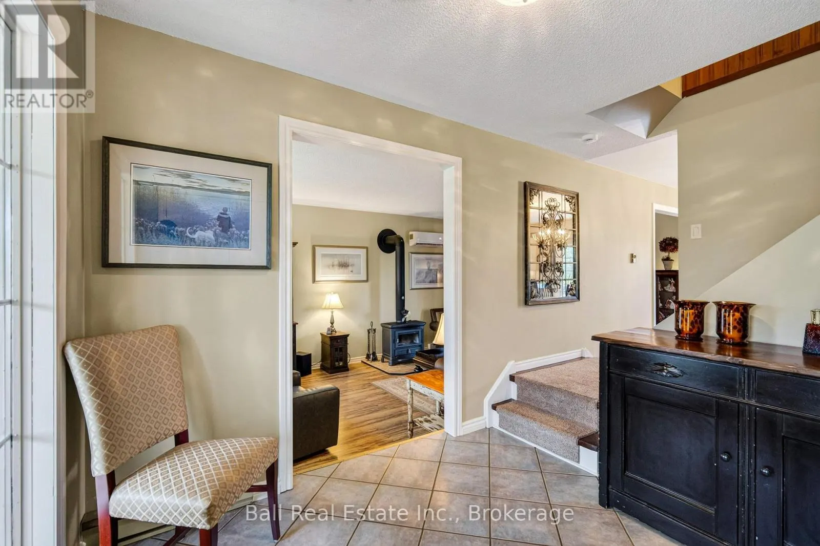 92 CRICKET HOLLOW ROAD