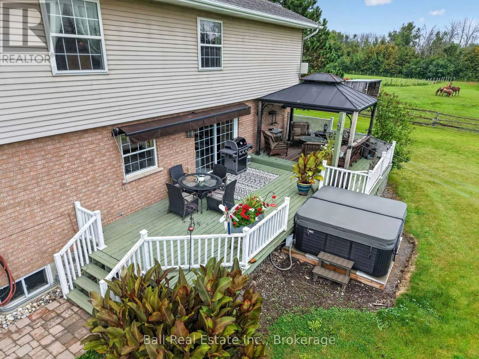92 CRICKET HOLLOW ROAD