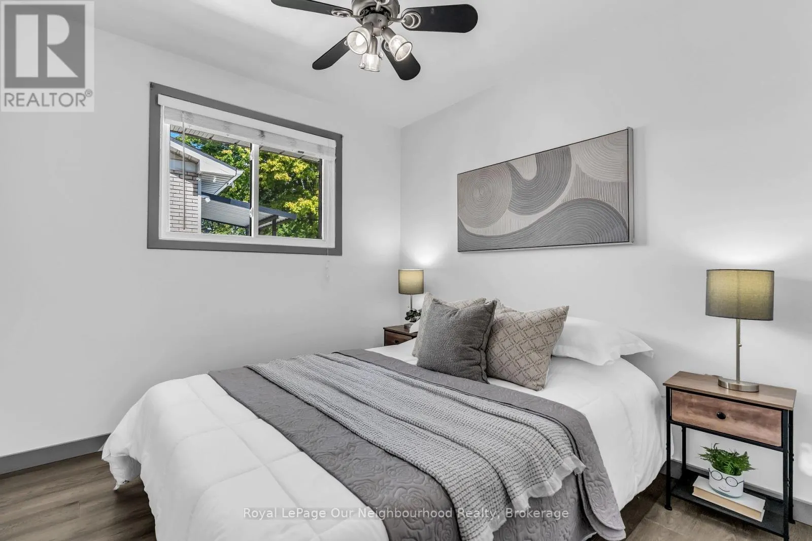 9 KENWOOD CRESCENT