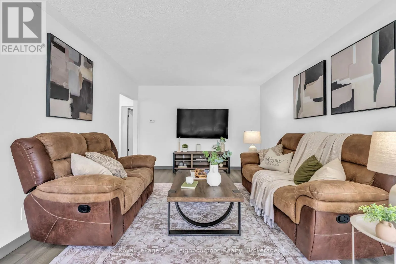 9 KENWOOD CRESCENT