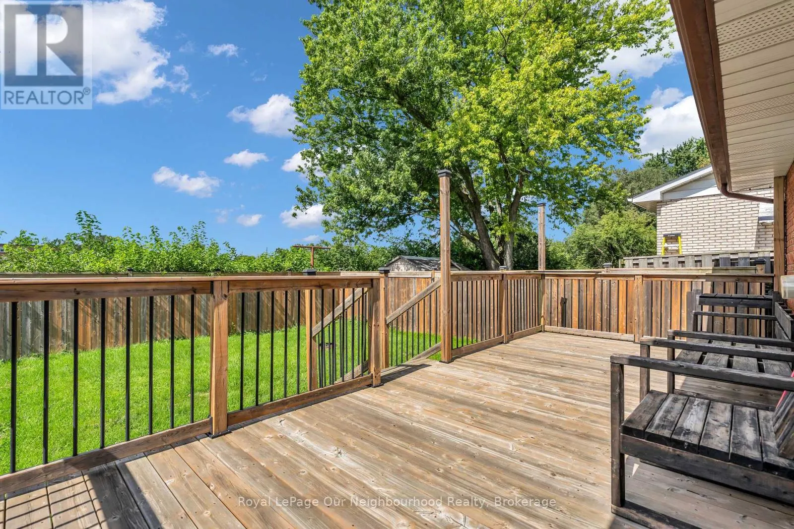 9 KENWOOD CRESCENT