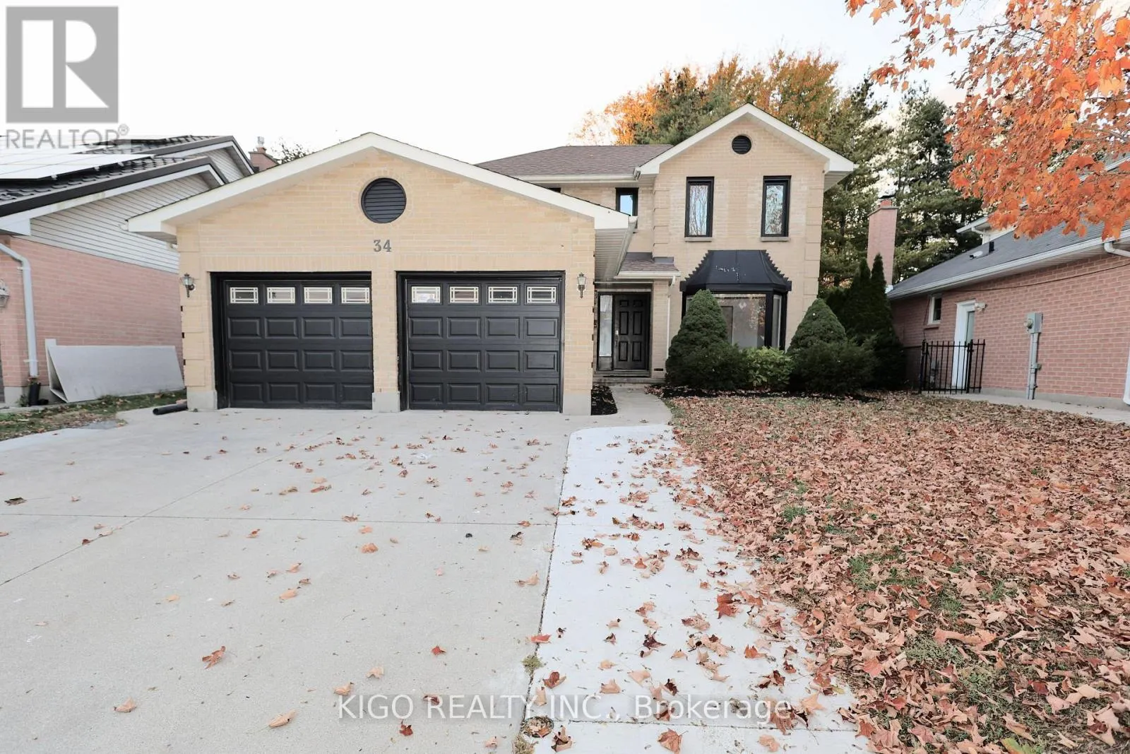 34 DUNCAN CRESCENT