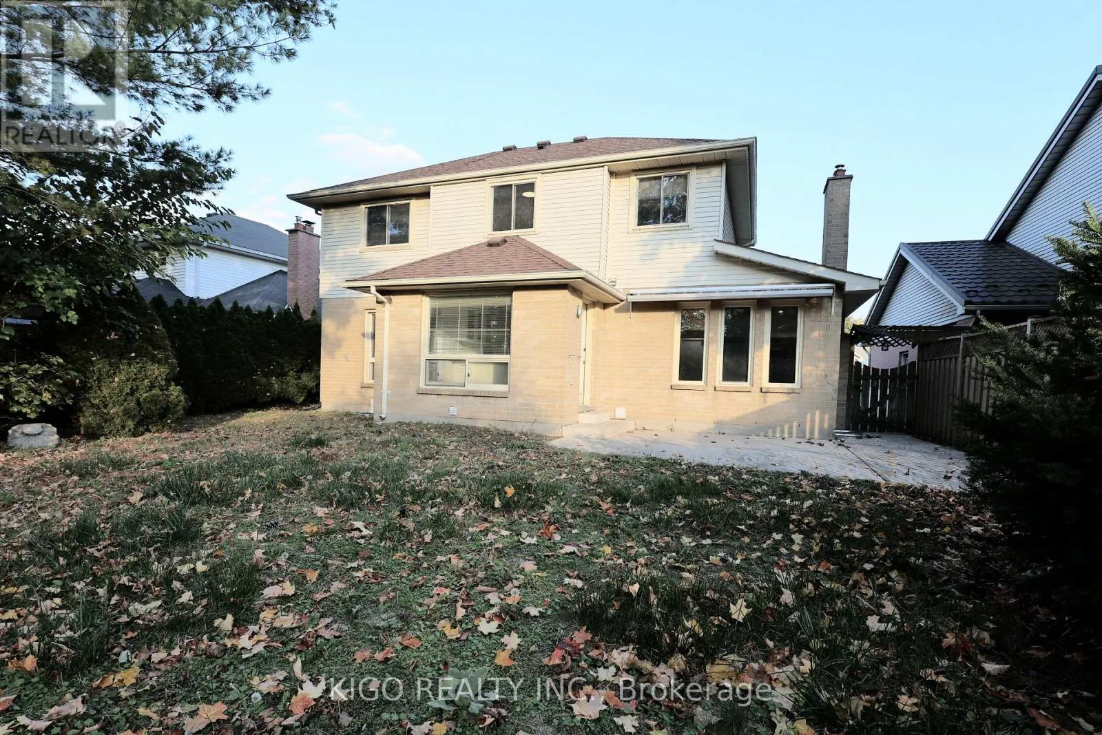 34 DUNCAN CRESCENT