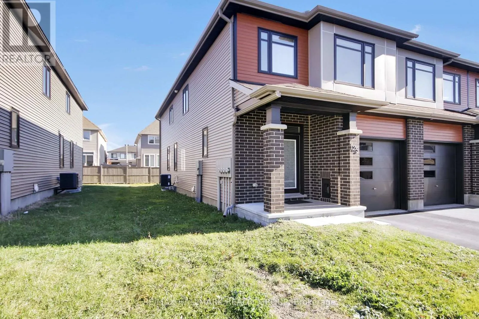 125 ANGELONIA CRESCENT