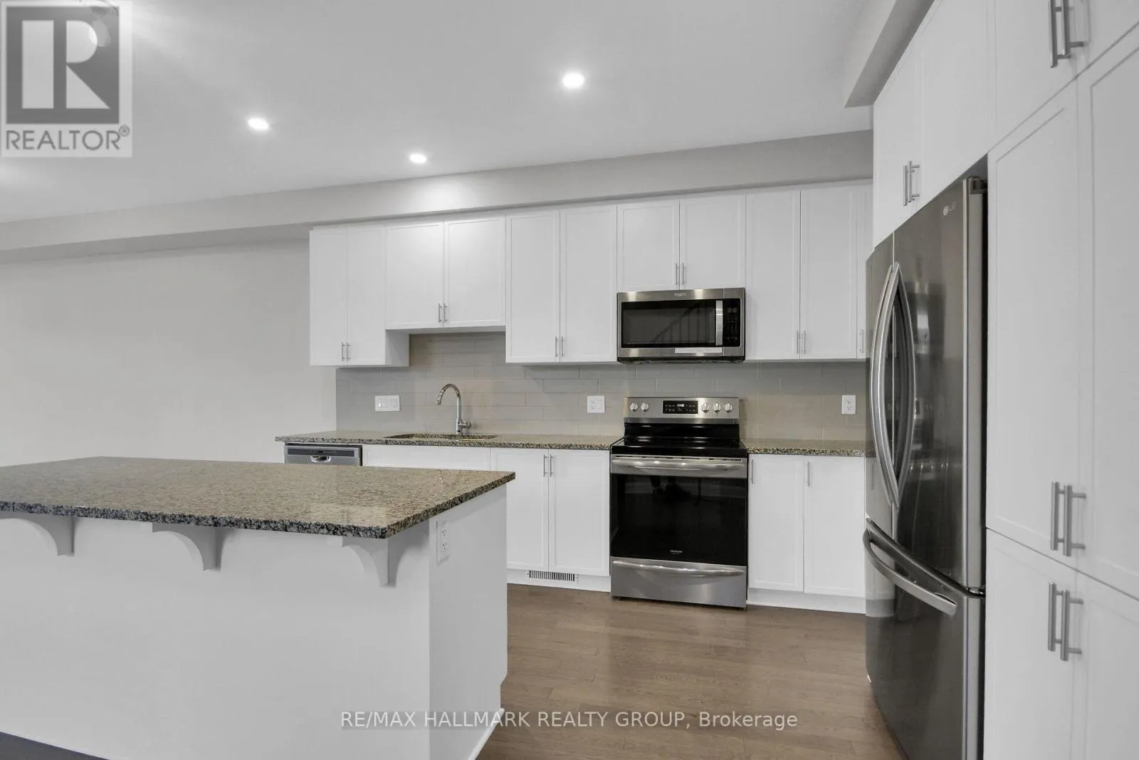 125 ANGELONIA CRESCENT