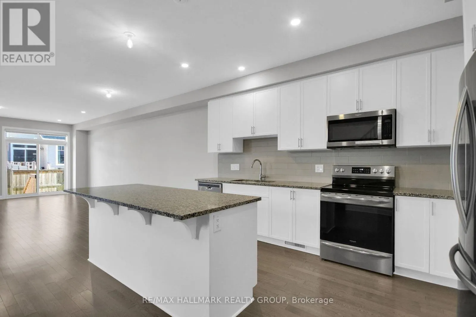 125 ANGELONIA CRESCENT