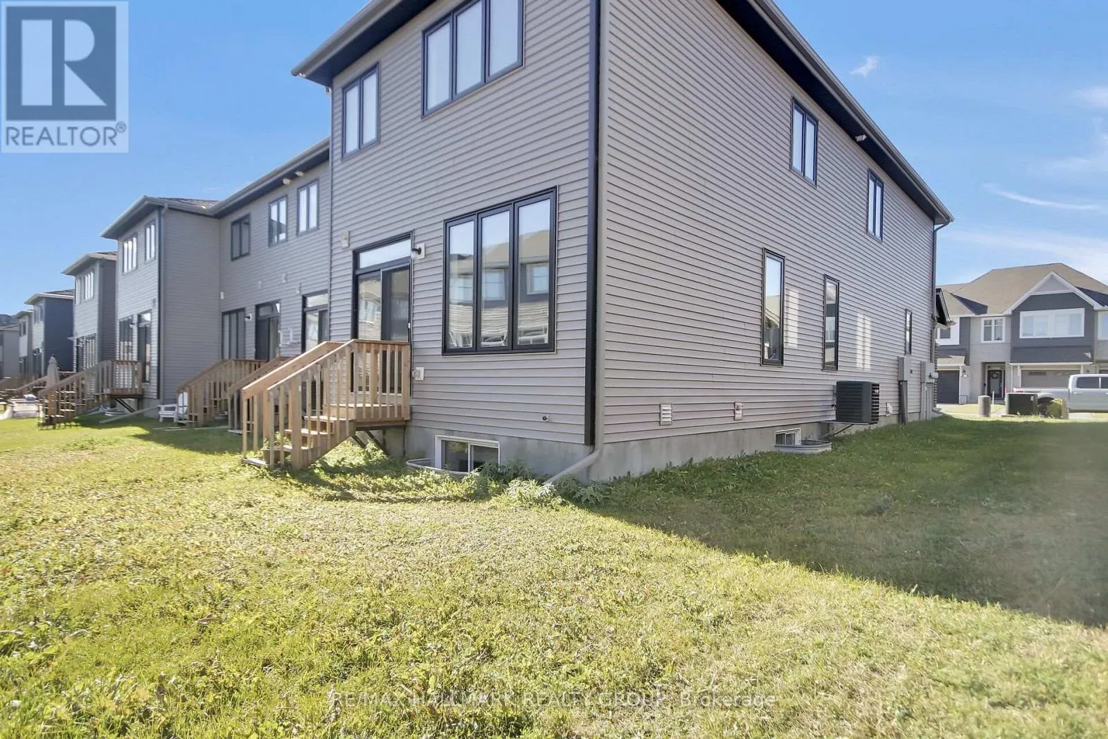 125 ANGELONIA CRESCENT