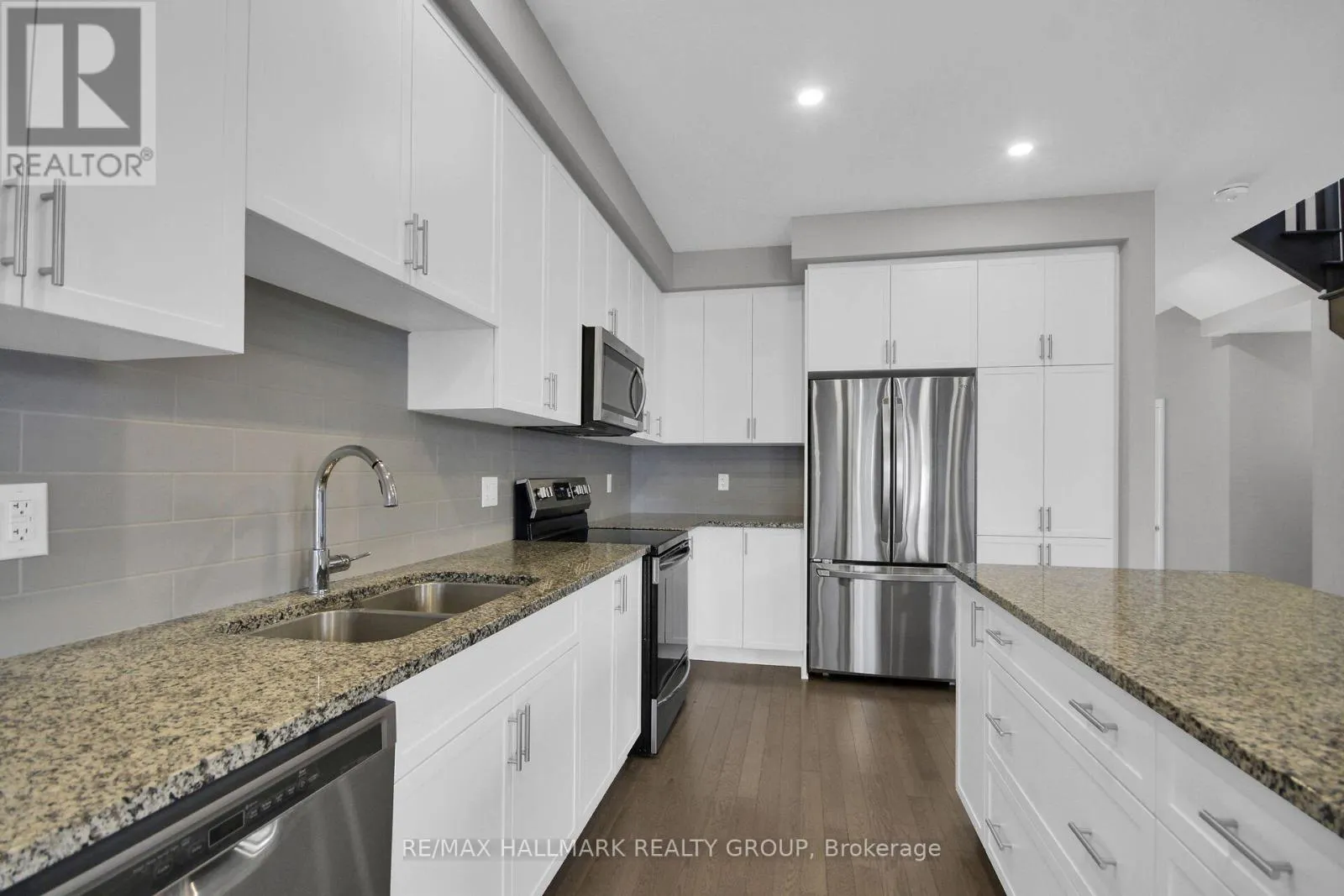 125 ANGELONIA CRESCENT