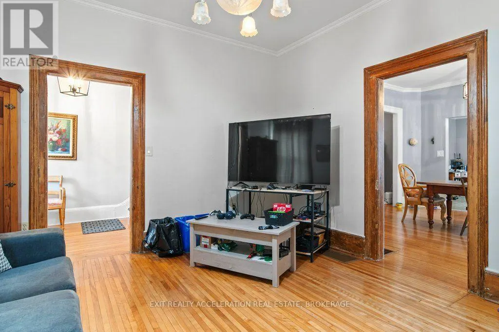 168 RICHARD STREET