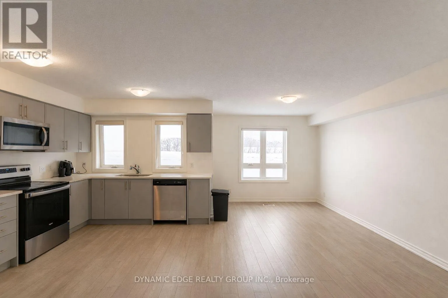 25 - 235 CHAPEL HILL DRIVE