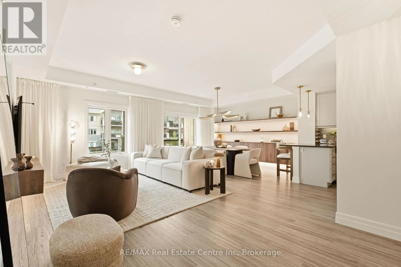 310 - 19 STUMPF STREET #310