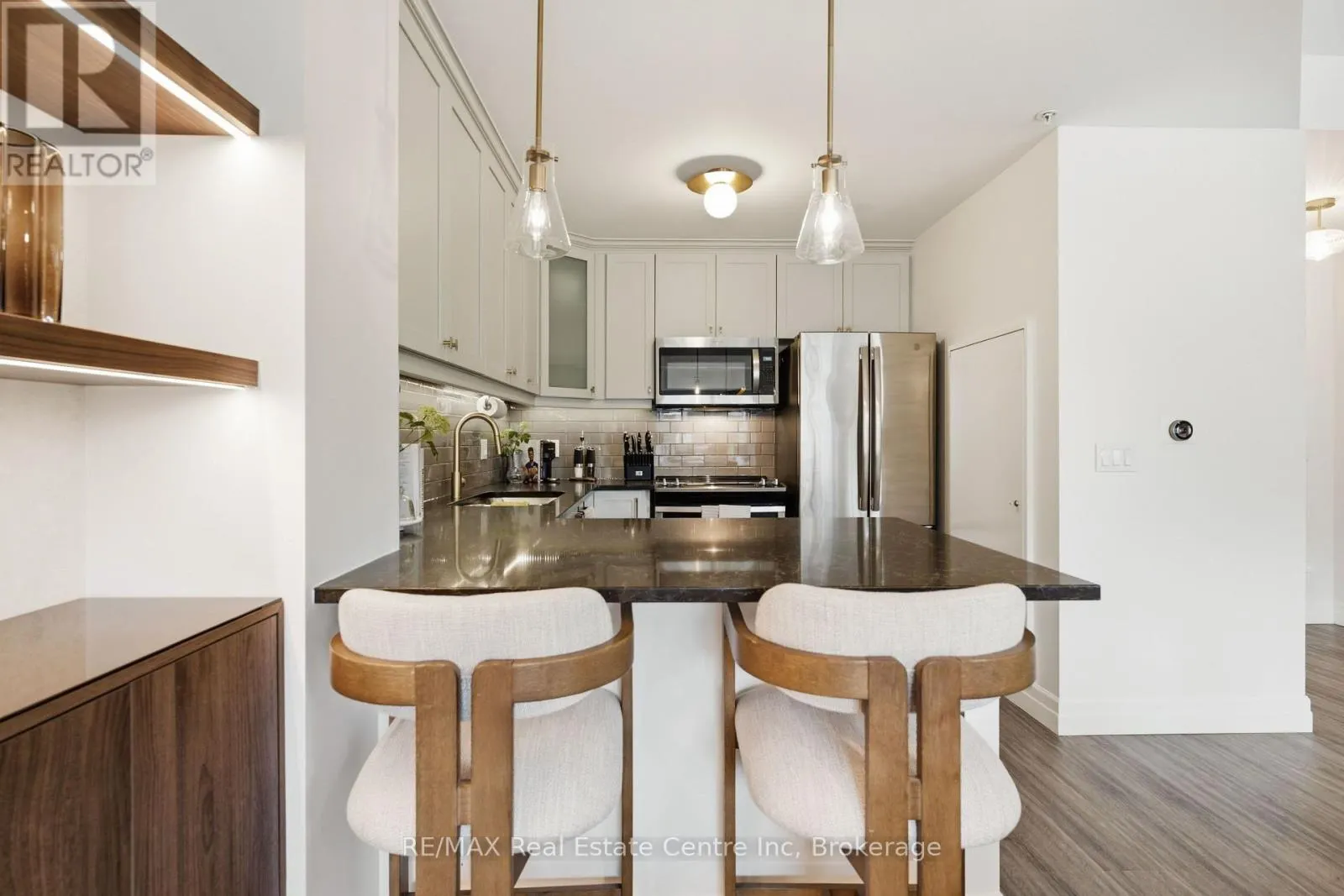 310 - 19 STUMPF STREET #310