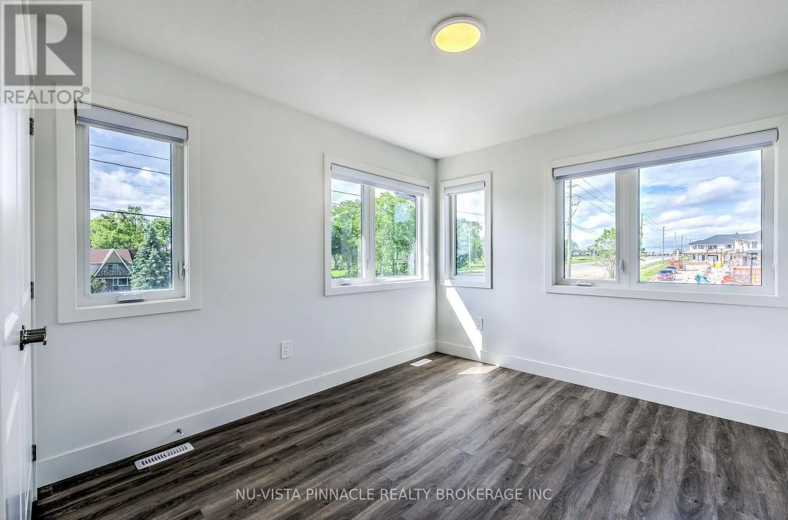 19 - 3635 SOUTHBRIDGE AVENUE #19
