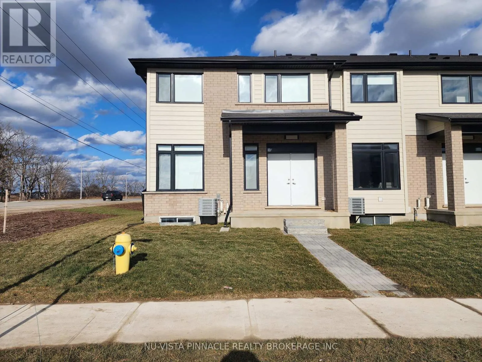 19 - 3635 SOUTHBRIDGE AVENUE #19
