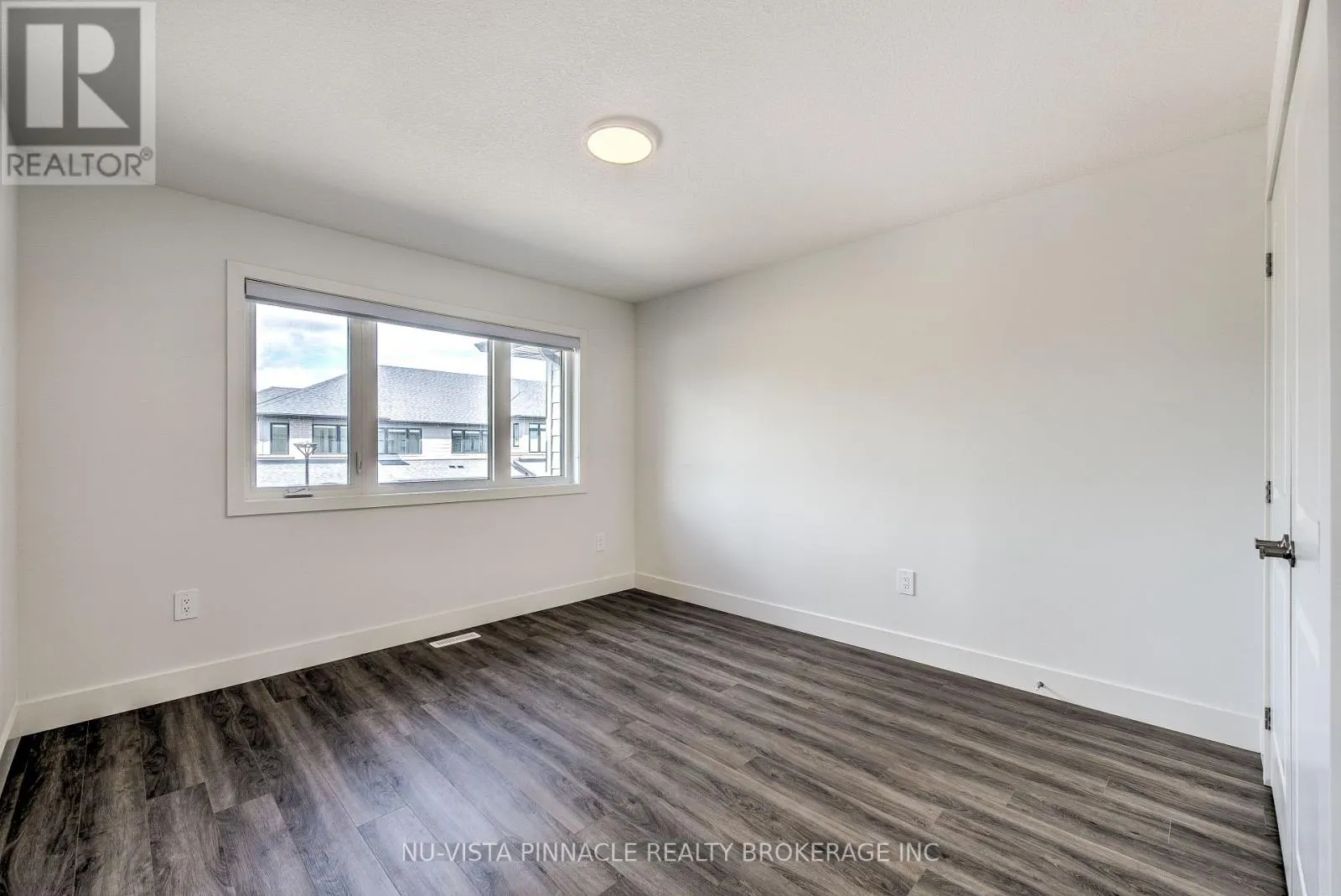 19 - 3635 SOUTHBRIDGE AVENUE #19
