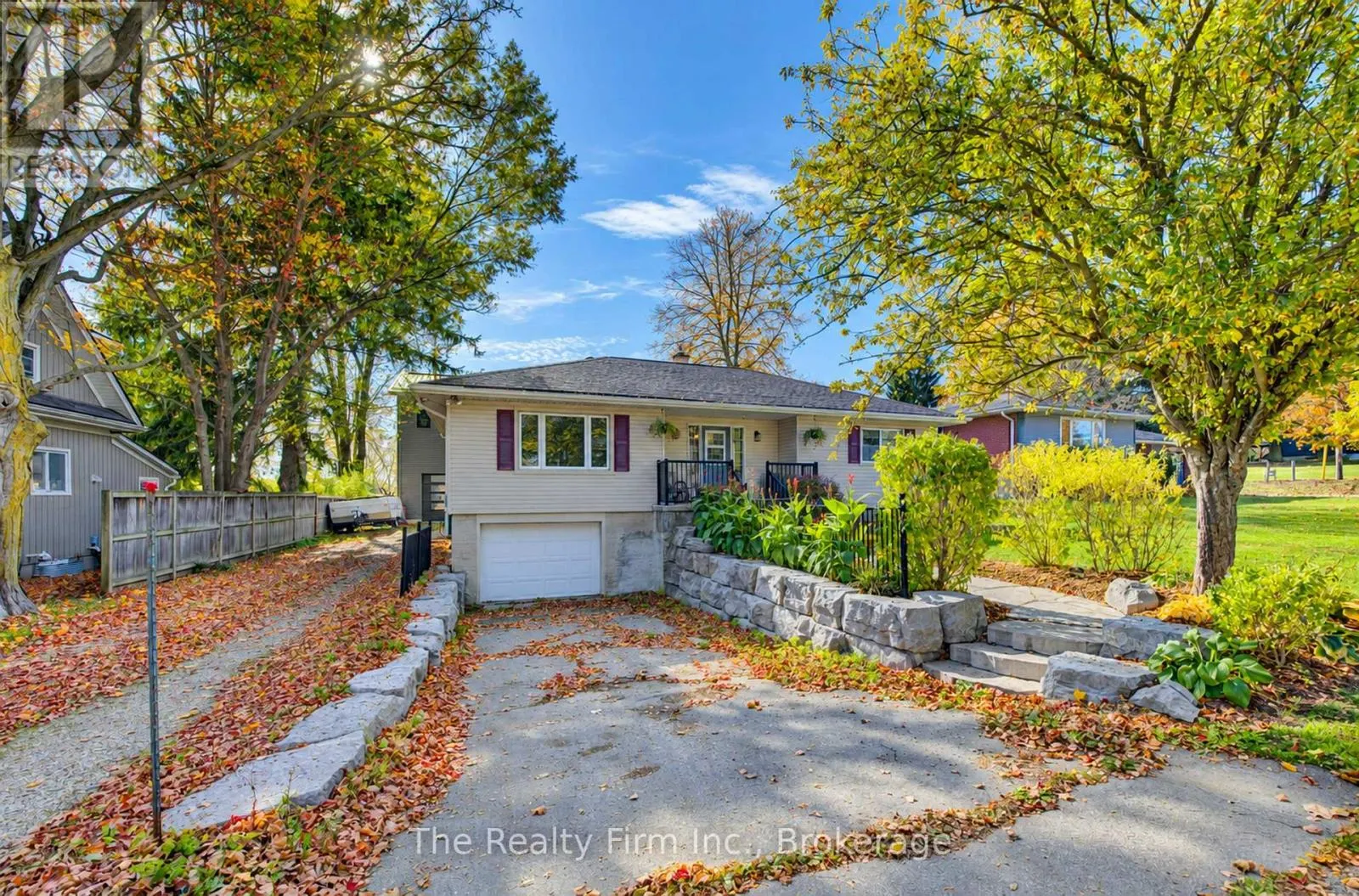1026 DOERING STREET
