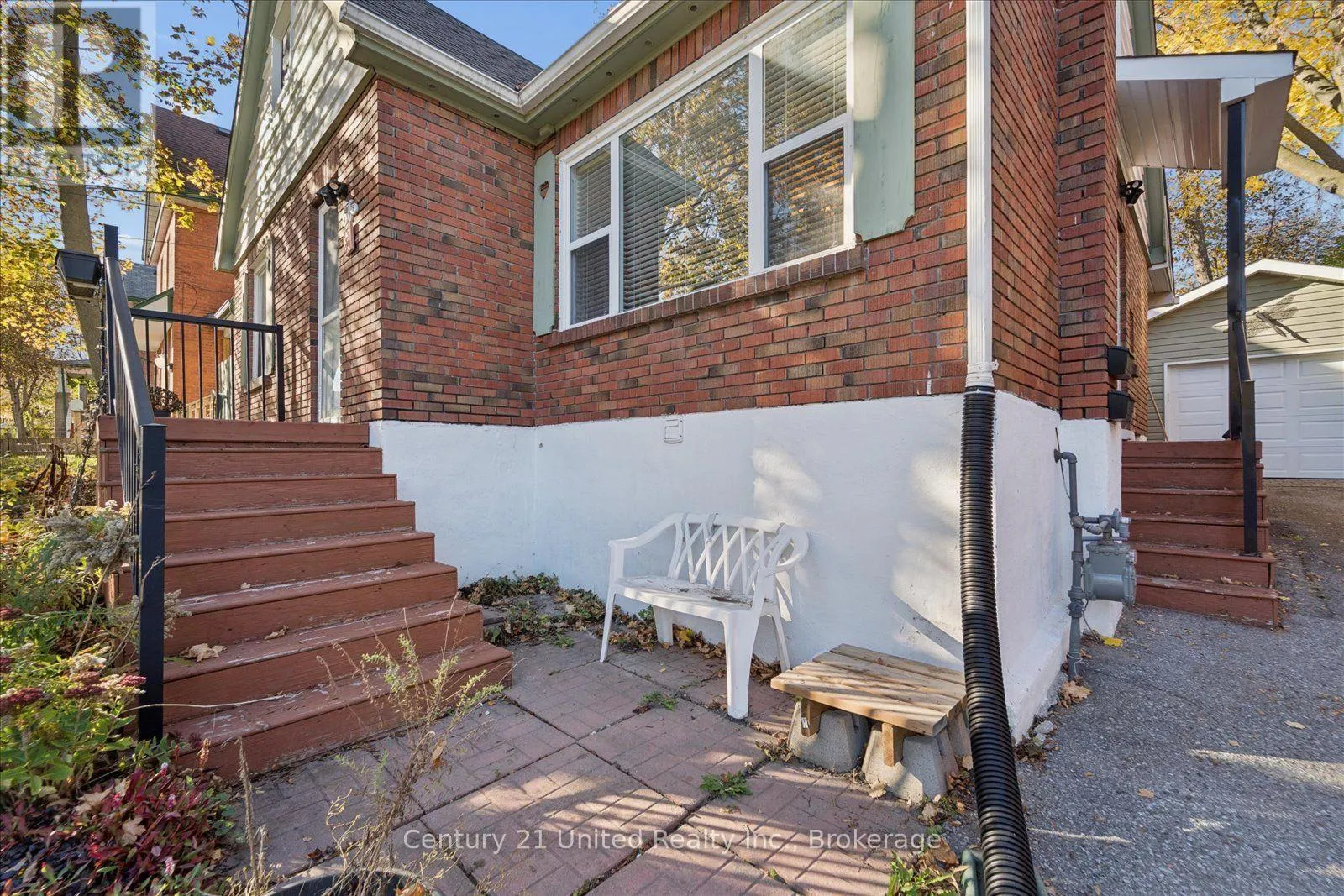 566 SHERBROOKE STREET