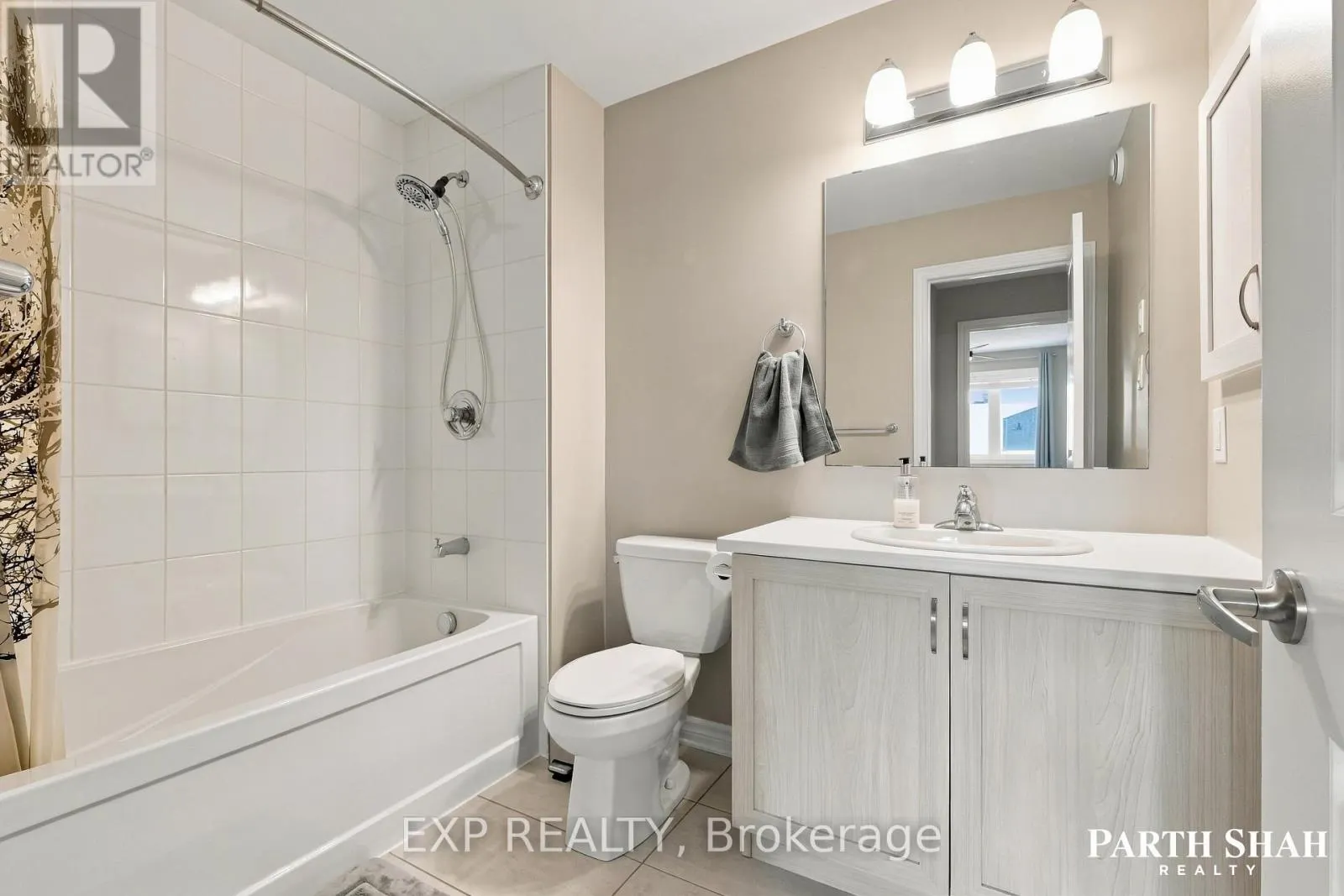 145 OXFORD STREET W