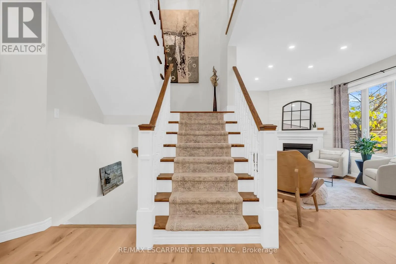 186 SOUTHBROOK DRIVE
