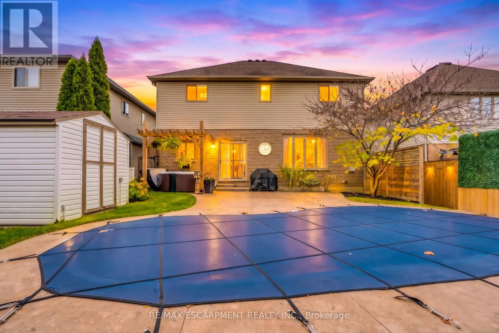 186 SOUTHBROOK DRIVE