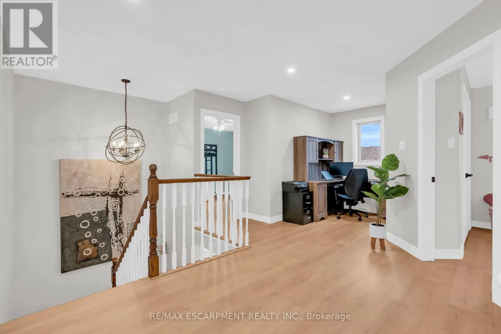 186 SOUTHBROOK DRIVE