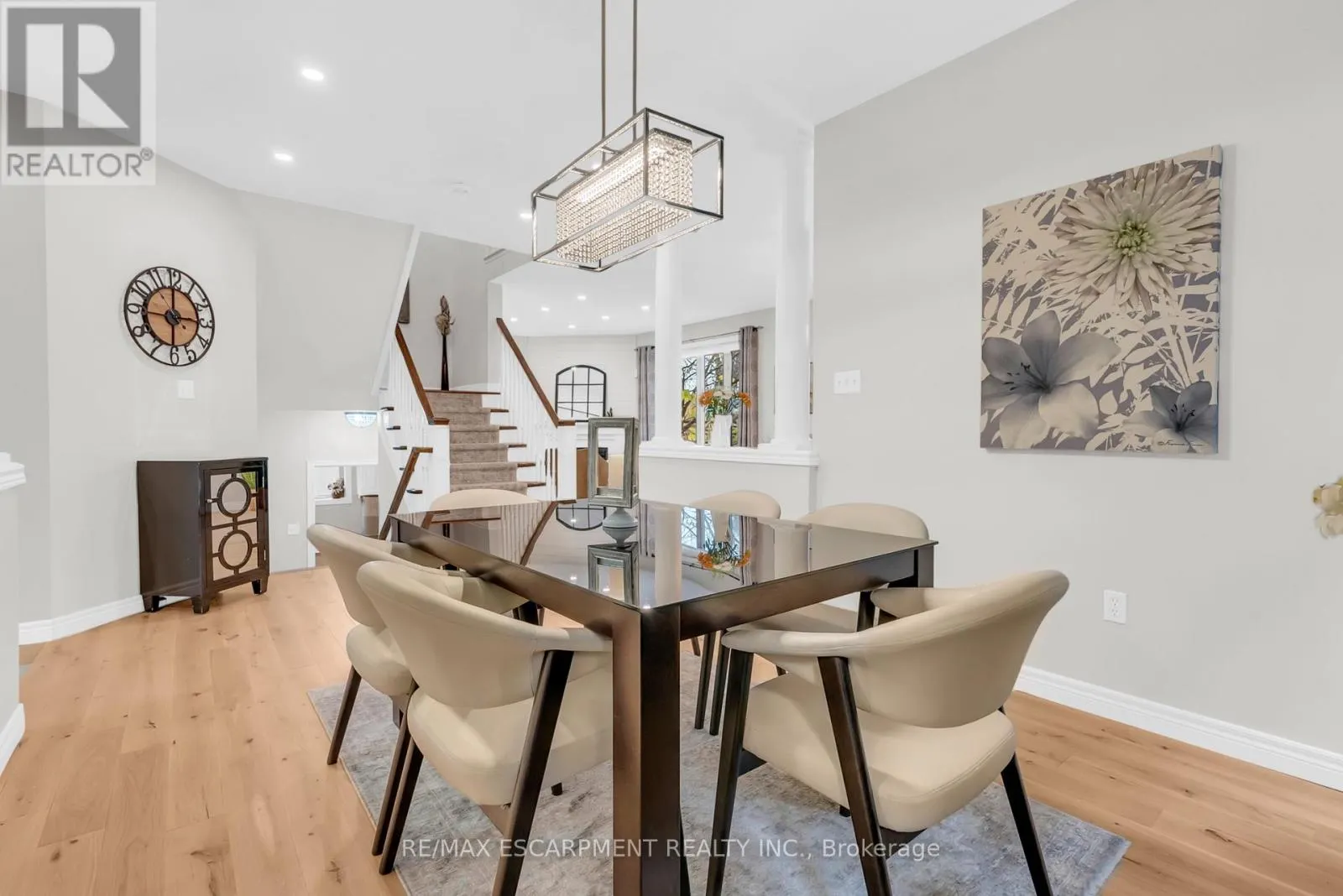 186 SOUTHBROOK DRIVE