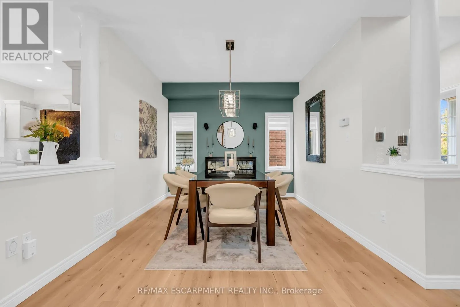 186 SOUTHBROOK DRIVE