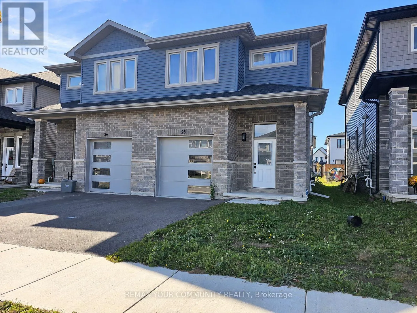 28 DUSENBURY DRIVE
