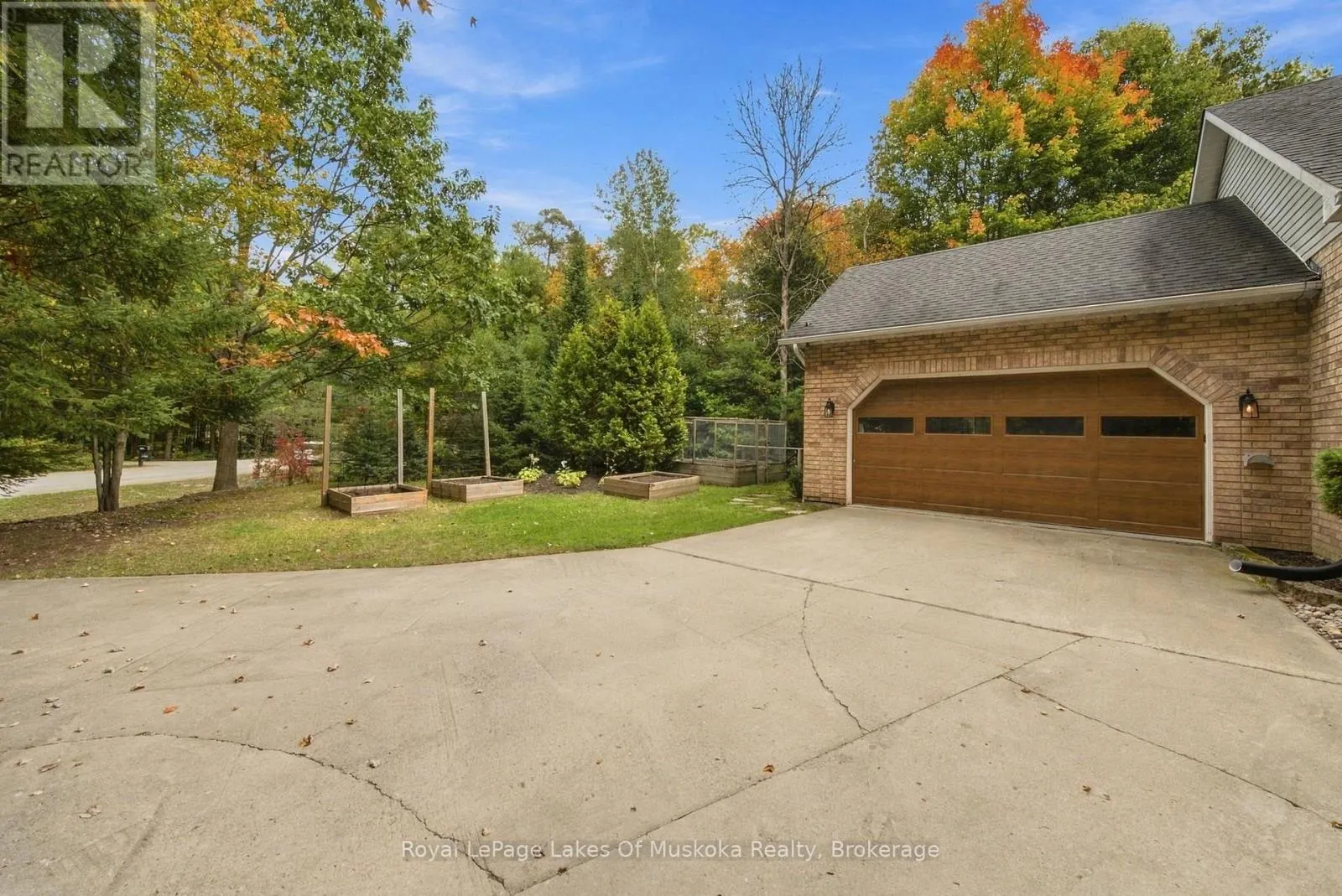1002 JOSEPH PLACE