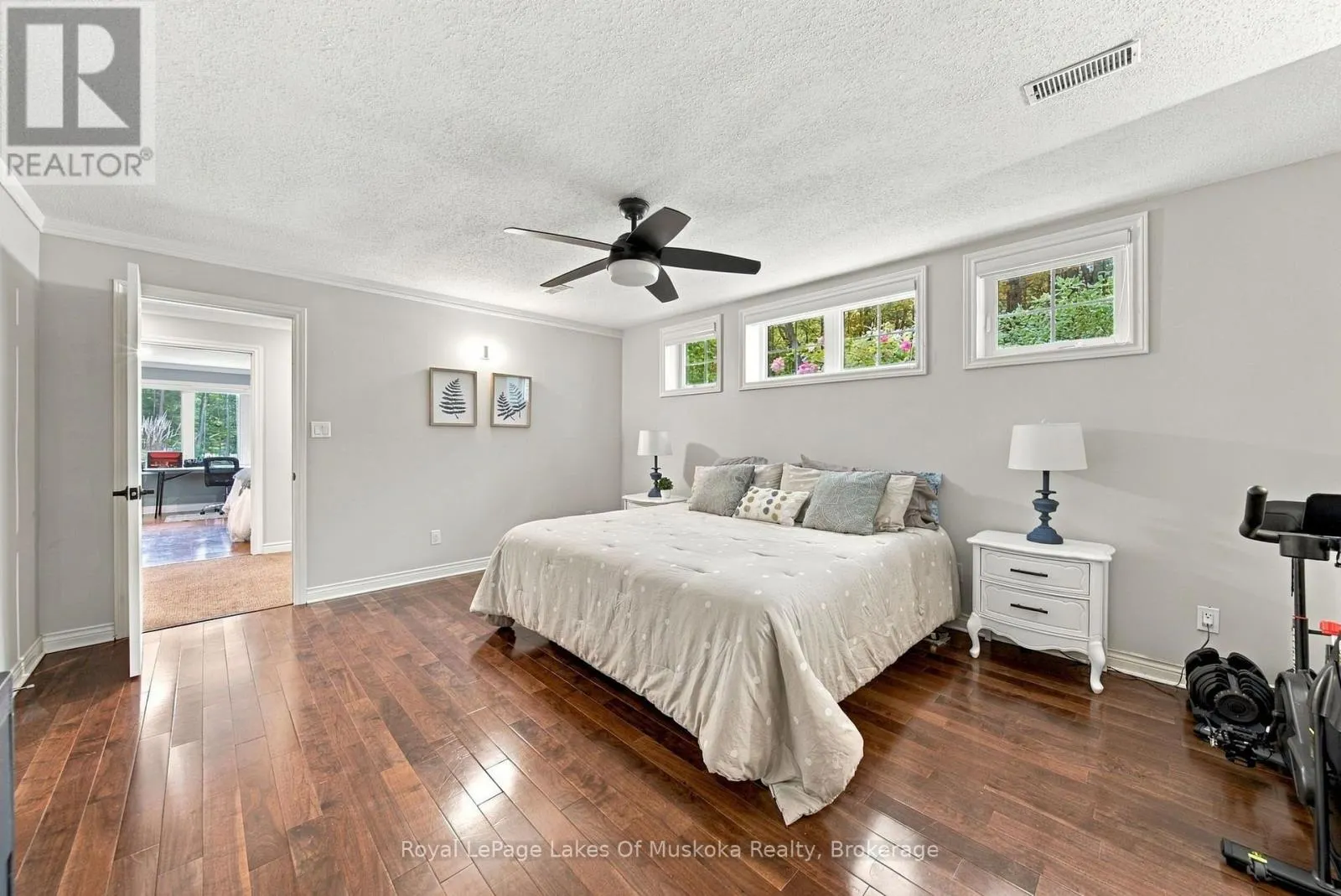 1002 JOSEPH PLACE