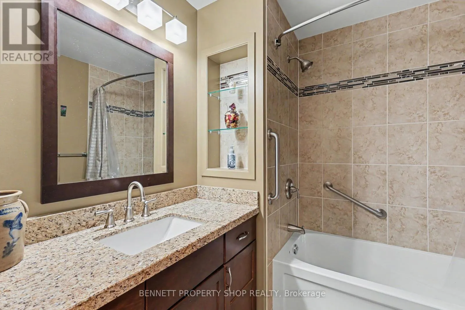 1486 RIDGEBROOK DRIVE