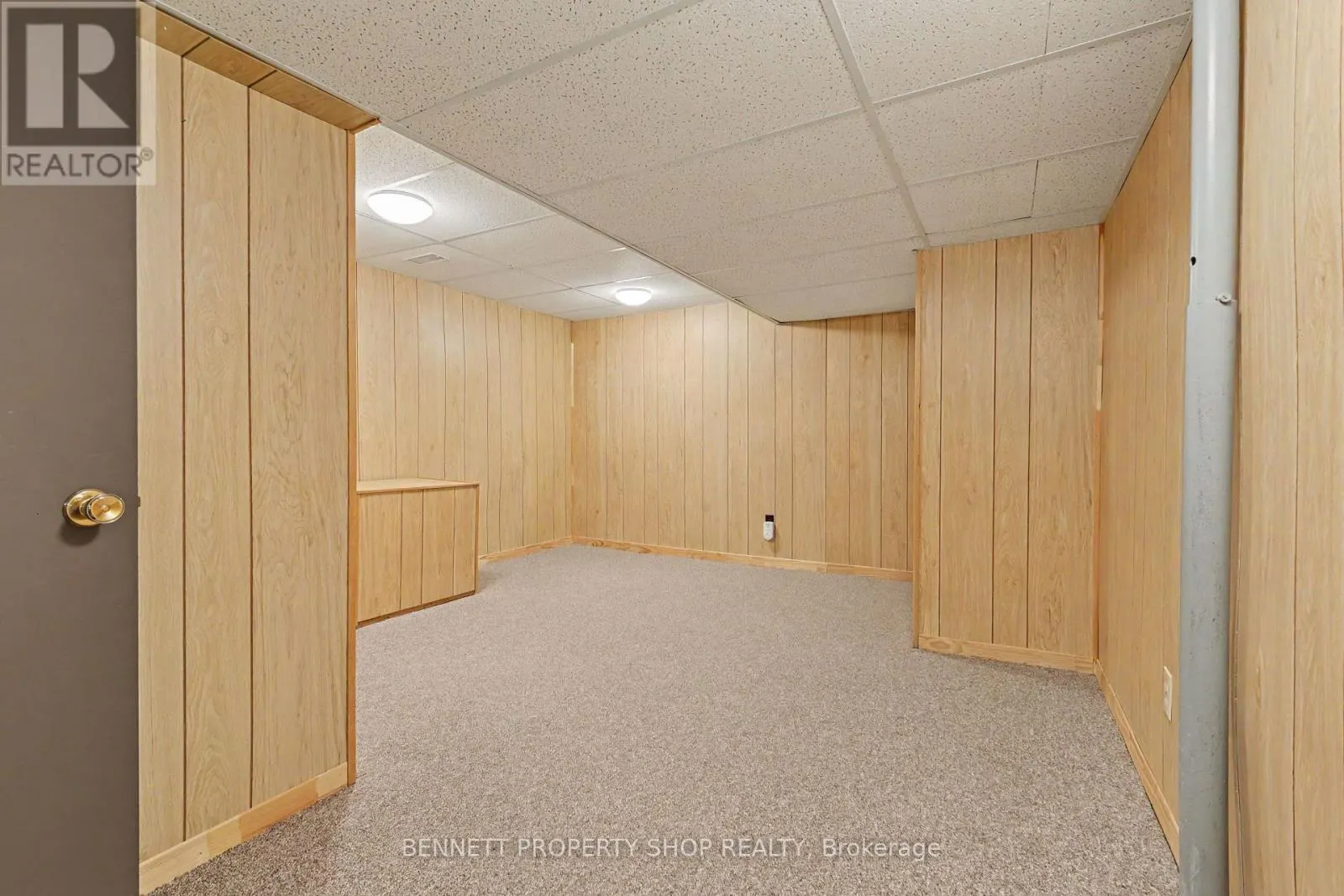 1486 RIDGEBROOK DRIVE