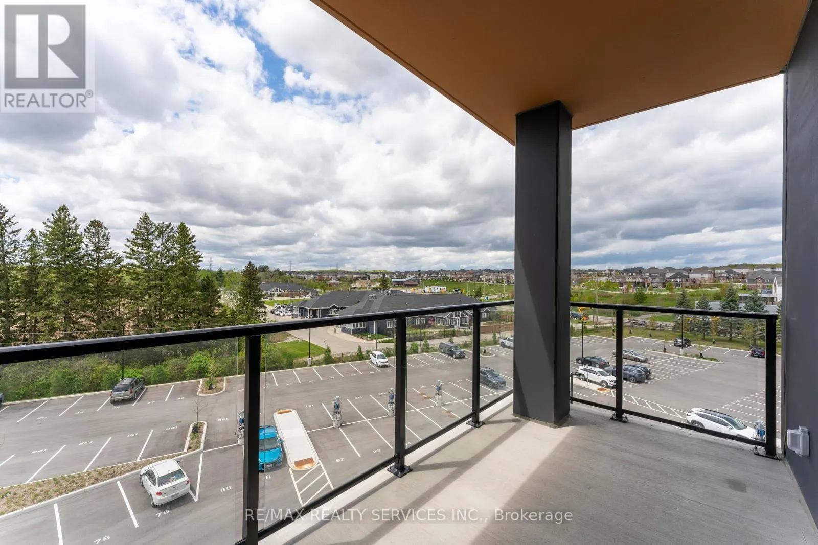 402 - 525 NEW DUNDEE ROAD