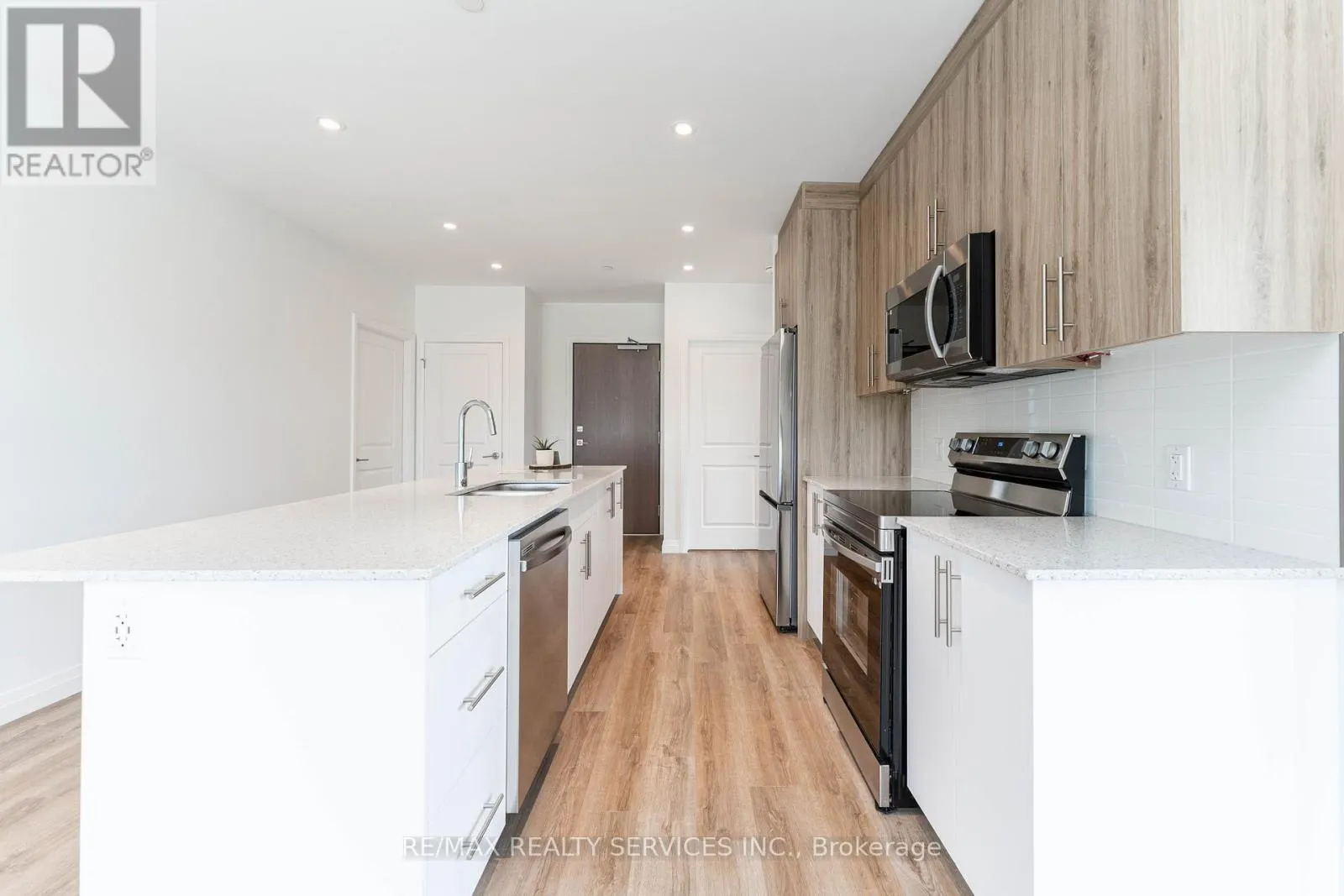 402 - 525 NEW DUNDEE ROAD